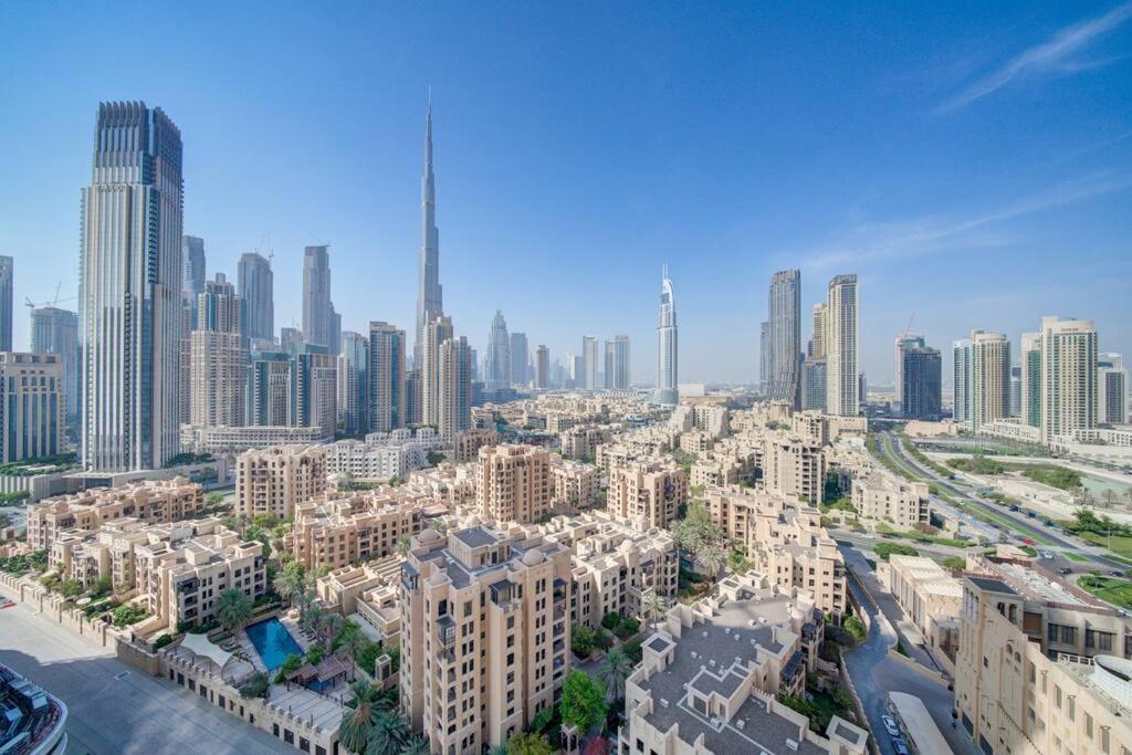 Burj Khalifa View - 2Br And Maid - Downtown Apartment Dubai Luaran gambar